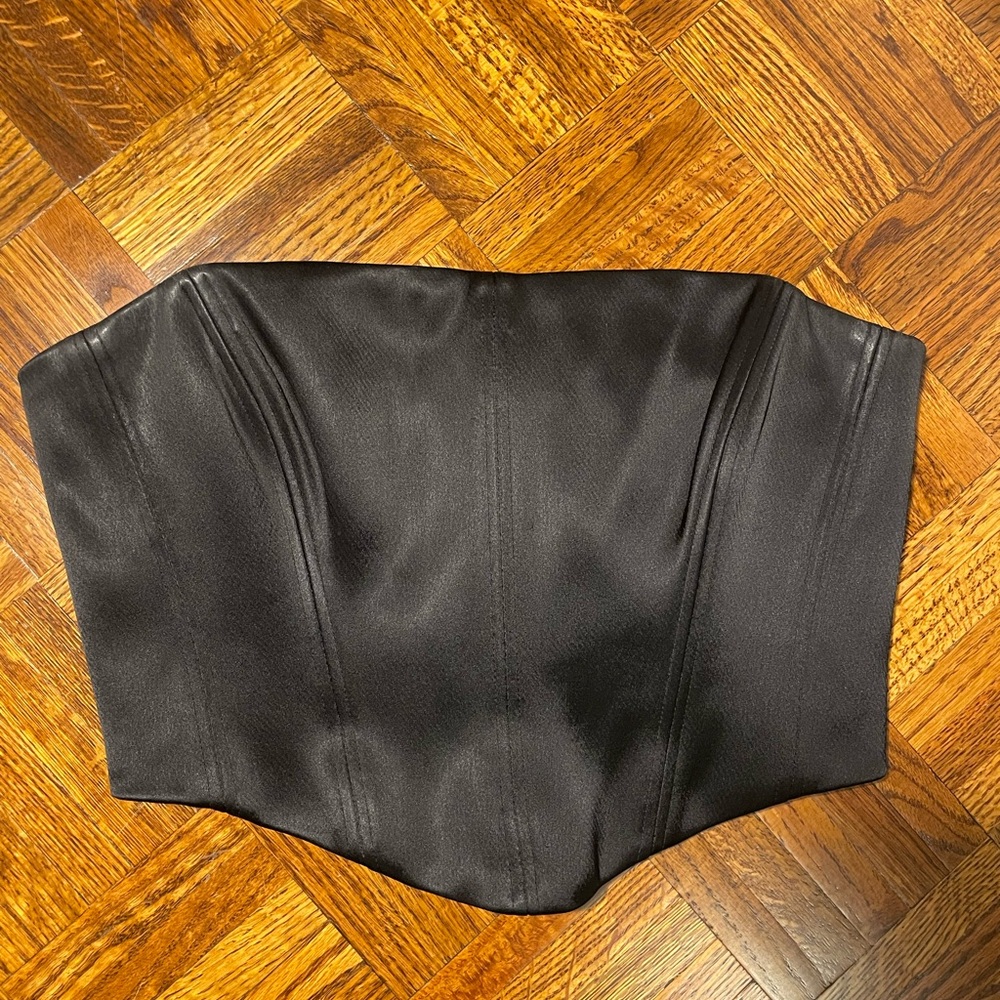 Aritzia Black Strapless Crop Top